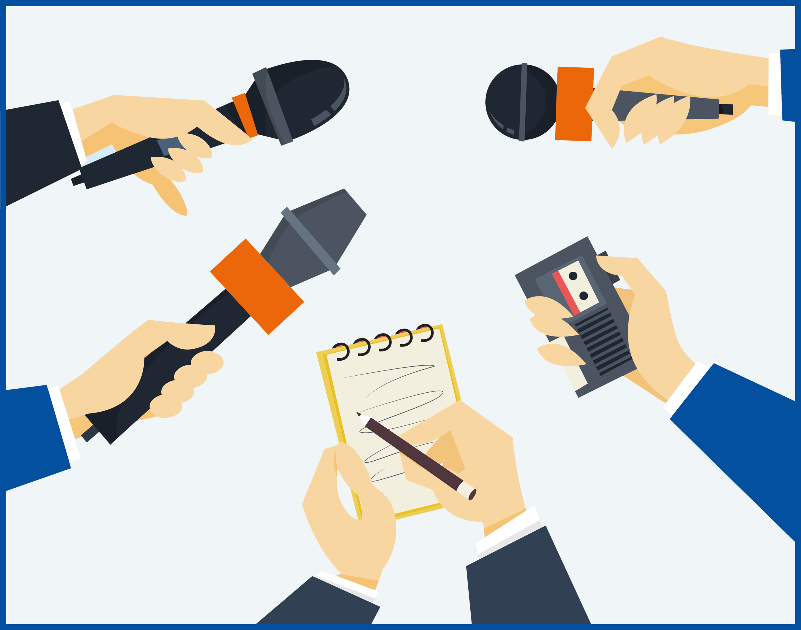 Hände, die Mikrofone und ein Diktiergerät halten